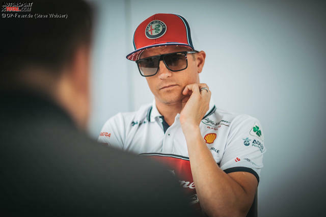 Kimi Räikkönen im Interview mit Chefredakteur Christian Nimmervoll. Jetzt durch 15 &quot;Kimi-Classics&quot; klicken!
