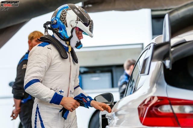 Valtteri Bottas nutzte die Sommerpause der Formel 1 für einen weiteren Rallye-Test. Wir haben die Beweisfotos!