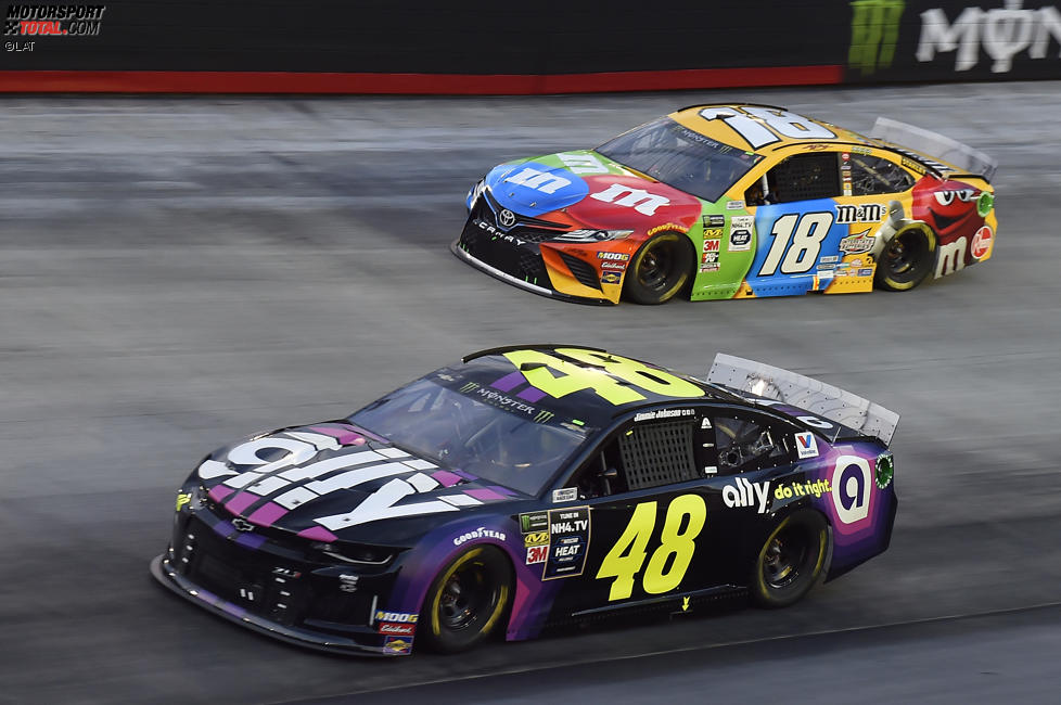 Jimmie Johnson (Hendrick) und Kyle Busch (Gibbs)