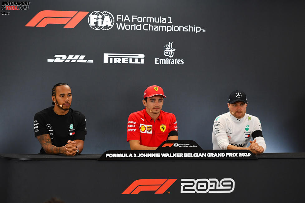 Charles Leclerc (Ferrari), Lewis Hamilton (Mercedes) und Valtteri Bottas (Mercedes) 