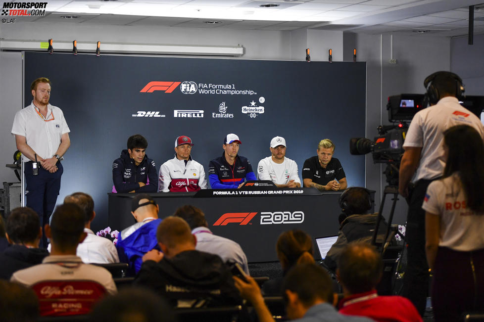 Lance Stroll (Racing Point), Kimi Räikkönen (Alfa Romeo), Daniil Kwjat (Toro Rosso), Valtteri Bottas (Mercedes) und Kevin Magnussen (Haas) 