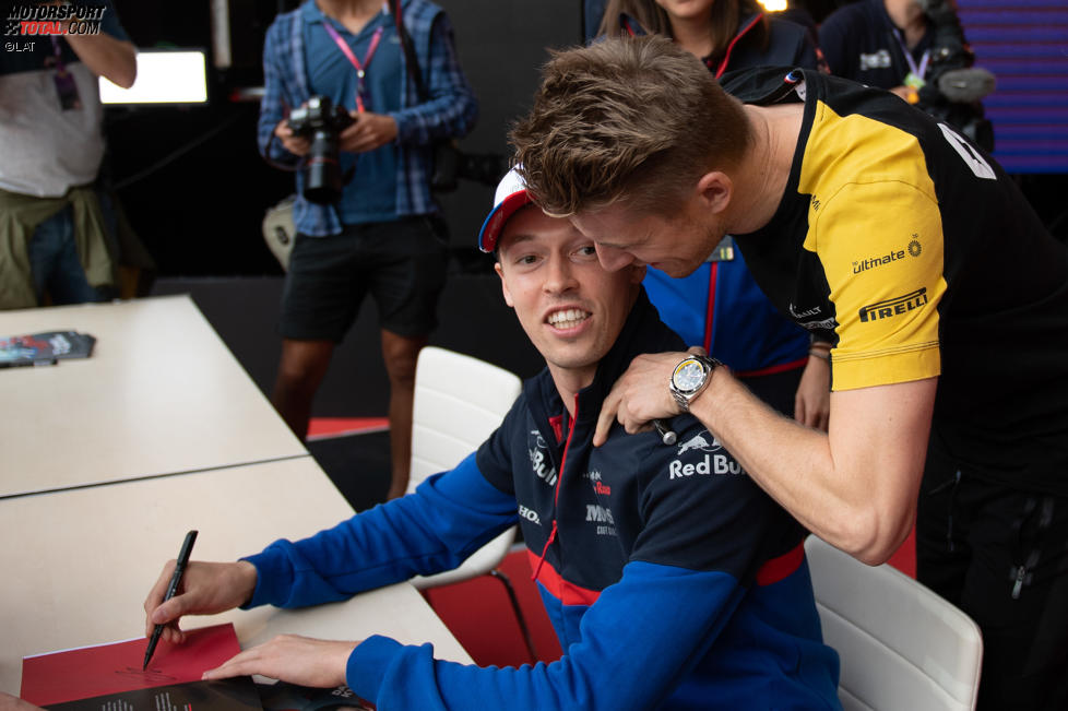 Daniil Kwjat (Toro Rosso) und Nico Hülkenberg (Renault) 