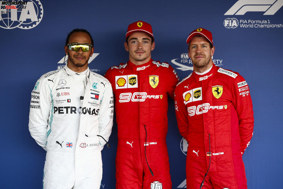 Charles Leclerc (Ferrari), Lewis Hamilton (Mercedes) und Sebastian Vettel (Ferrari) 