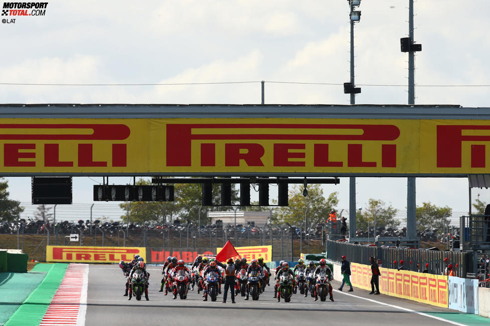 Start WSBK Magny-Cours