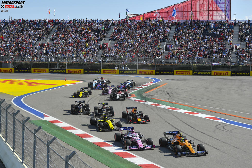 Lando Norris (McLaren), Sergio Perez (Racing Point), Nico Hülkenberg (Renault), Max Verstappen (Red Bull), Kevin Magnussen (Haas) und Romain Grosjean (Haas) 