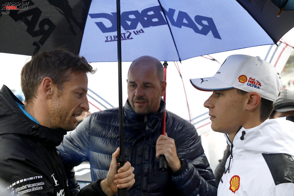 Jenson Button und Sheldon van der Linde (RBM-BMW) 