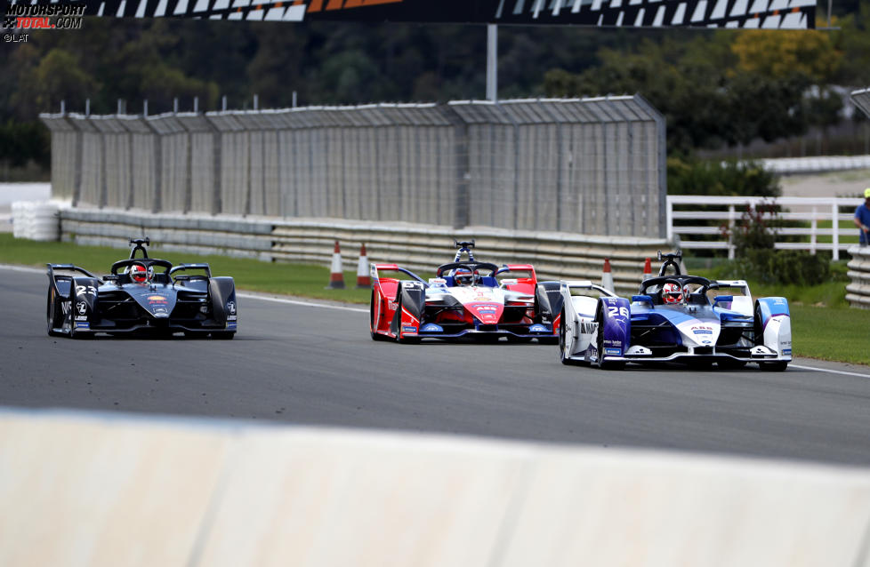 Maximilian Günther (BMW-Andretti), Jerome D'Ambrosio (Mahindra) 
und Sebastien Buemi (Nissan e.dams) 