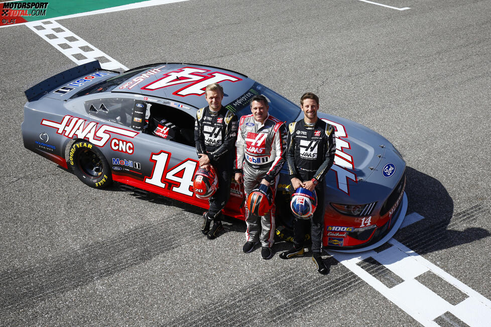 Kevin Magnussen (Haas), Tony Stewart und Romain Grosjean (Haas) 