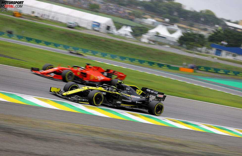 Nico Hülkenberg (Renault) und Sebastian Vettel (Ferrari) 