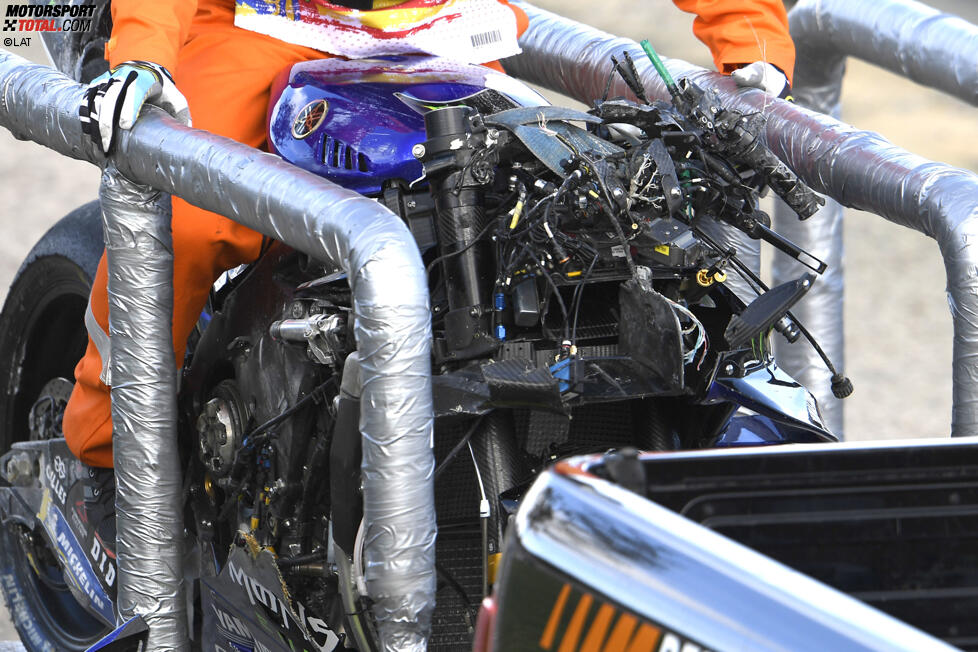 Die zerstörte Yamaha M1 von Valentino Rossi