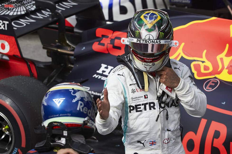 Pierre Gasly (Toro Rosso) und Lewis Hamilton (Mercedes) 