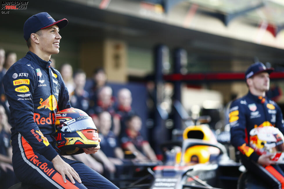 Max Verstappen (Red Bull) und Alexander Albon (Red Bull) 