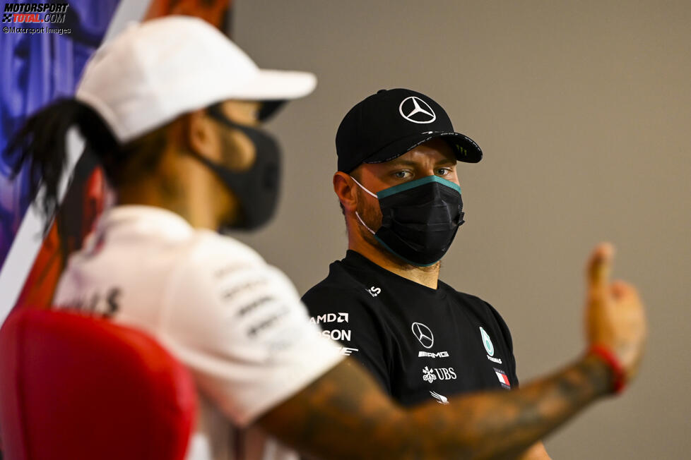 Valtteri Bottas (Mercedes) und Lewis Hamilton (Mercedes) 