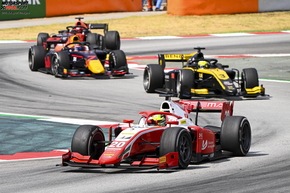 Mick Schumacher (Prema), Guanyu Zhou (Virtuosi) und Yuki Tsunoda (Carlin) 