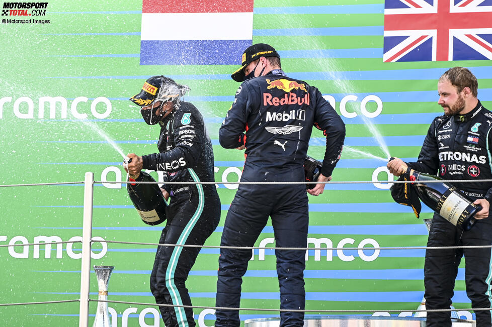 Lewis Hamilton (Mercedes), Max Verstappen (Red Bull) und Valtteri Bottas (Mercedes) 