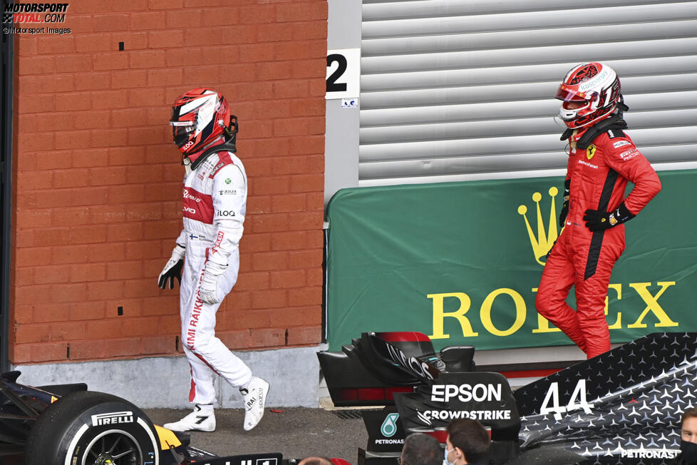 Kimi Räikkönen (Alfa Romeo) und Charles Leclerc (Ferrari) 