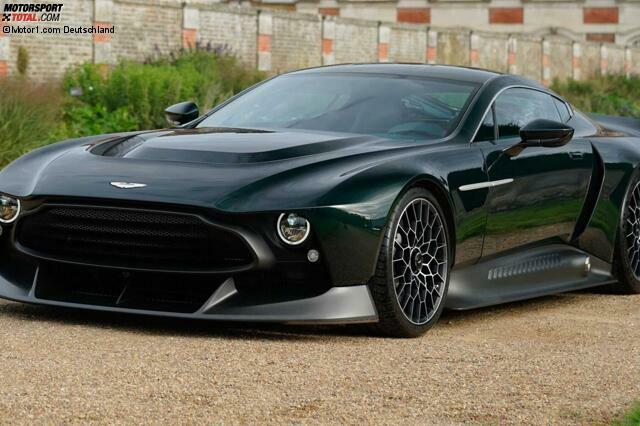 Aston Martin Victor Avant 3/4