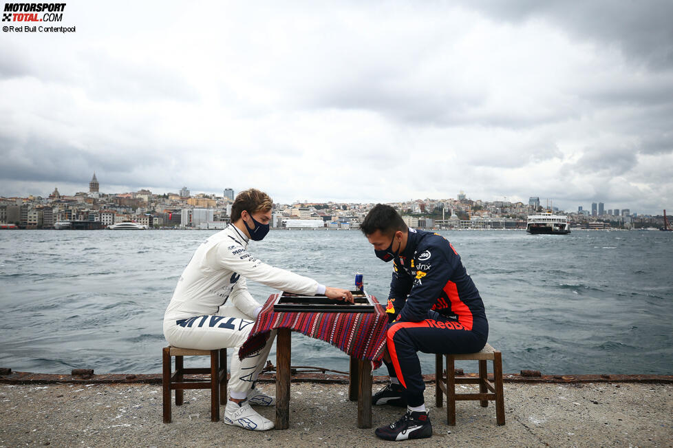 Pierre Gasly (AlphaTauri) und Alexander Albon (Red Bull) 