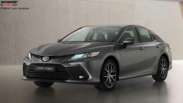 Toyota Camry Facelift (2021) Toyota Camry Facelift (2021)