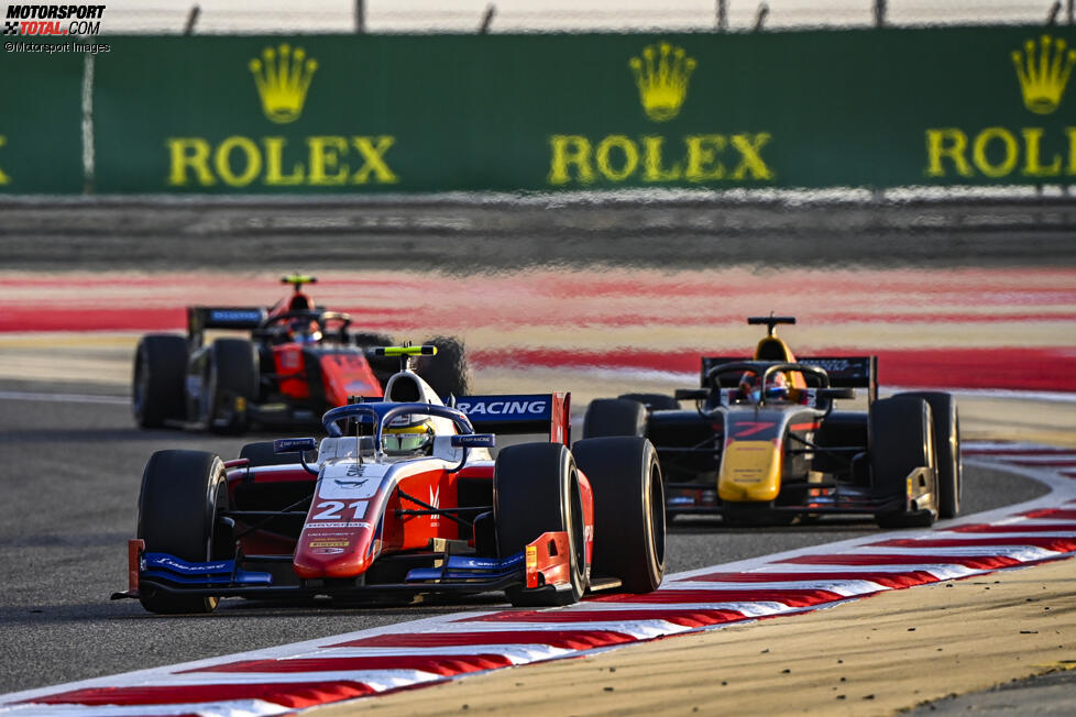 Robert Schwarzman (Prema) und Yuki Tsunoda (Carlin) 