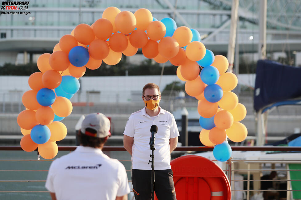 Andreas Seidl und Carlos Sainz (McLaren) 