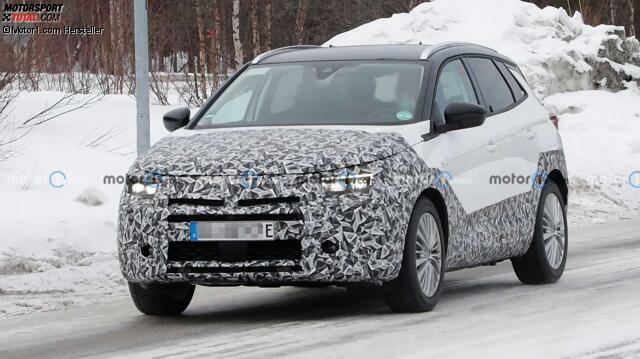 Opel Grandland Facelift auf neuen Erlkönigbildern Opel Grandland Facelift auf neuen Erlkönigbildern