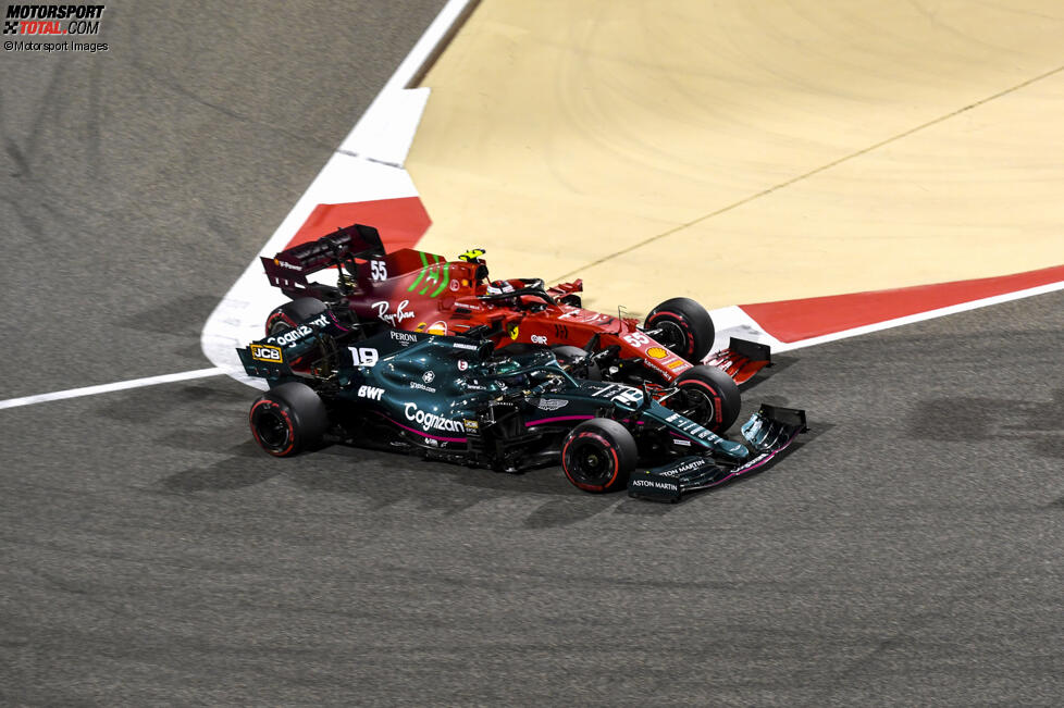 Lance Stroll (Aston Martin) und Carlos Sainz (Ferrari) 