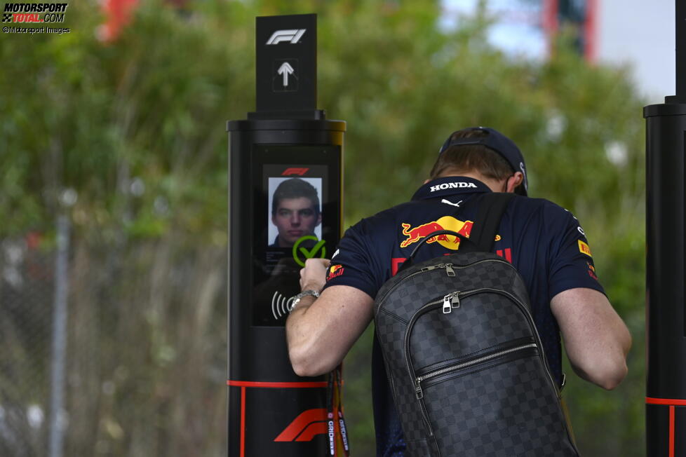 Max Verstappen (Red Bull) 