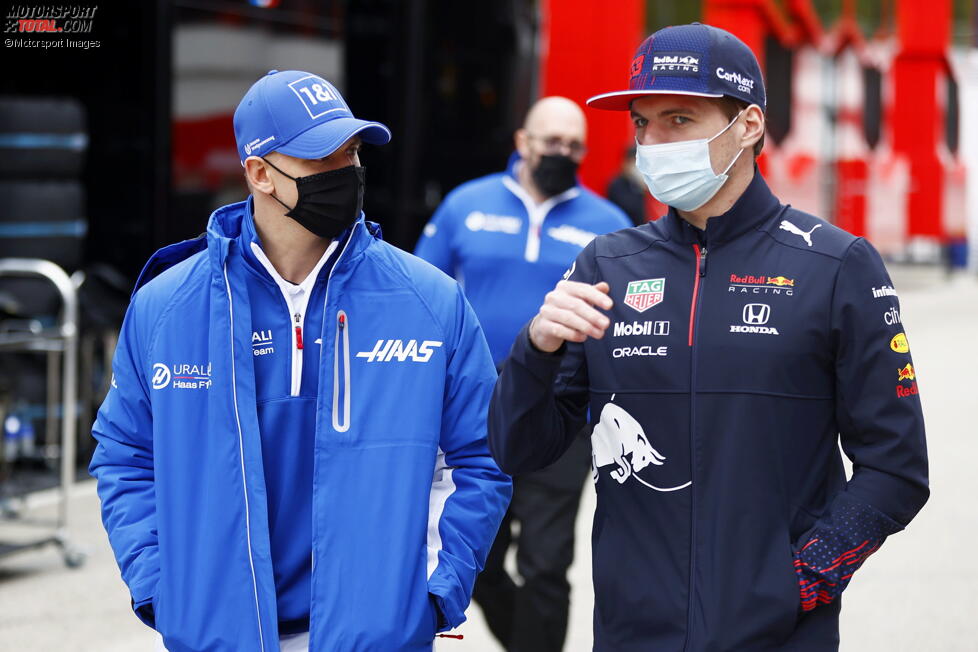 Mick Schumacher (Haas) und Max Verstappen (Red Bull) 