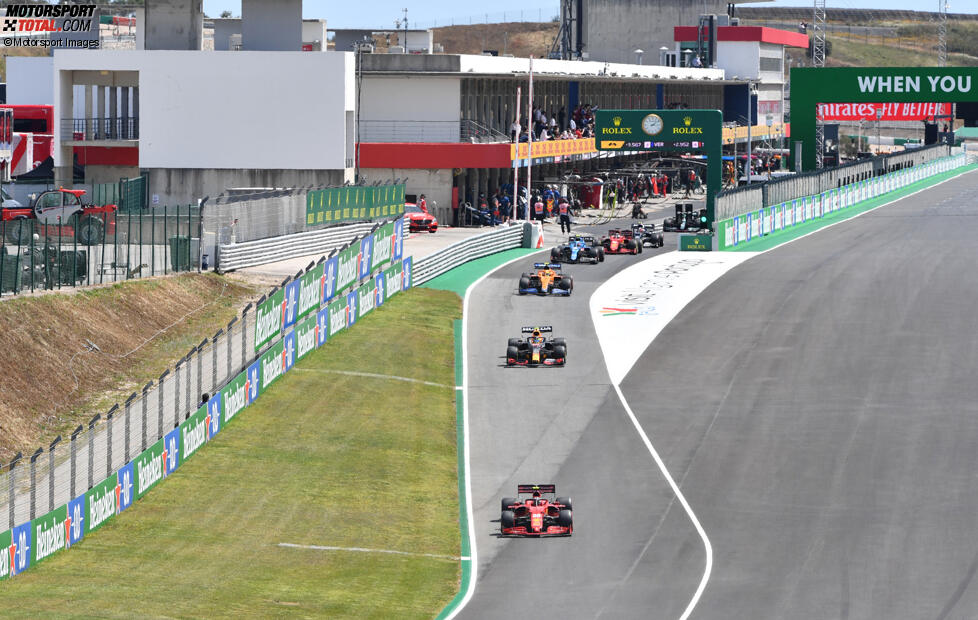 Carlos Sainz (Ferrari), Sergio Perez (Red Bull) und Lando Norris (McLaren) 