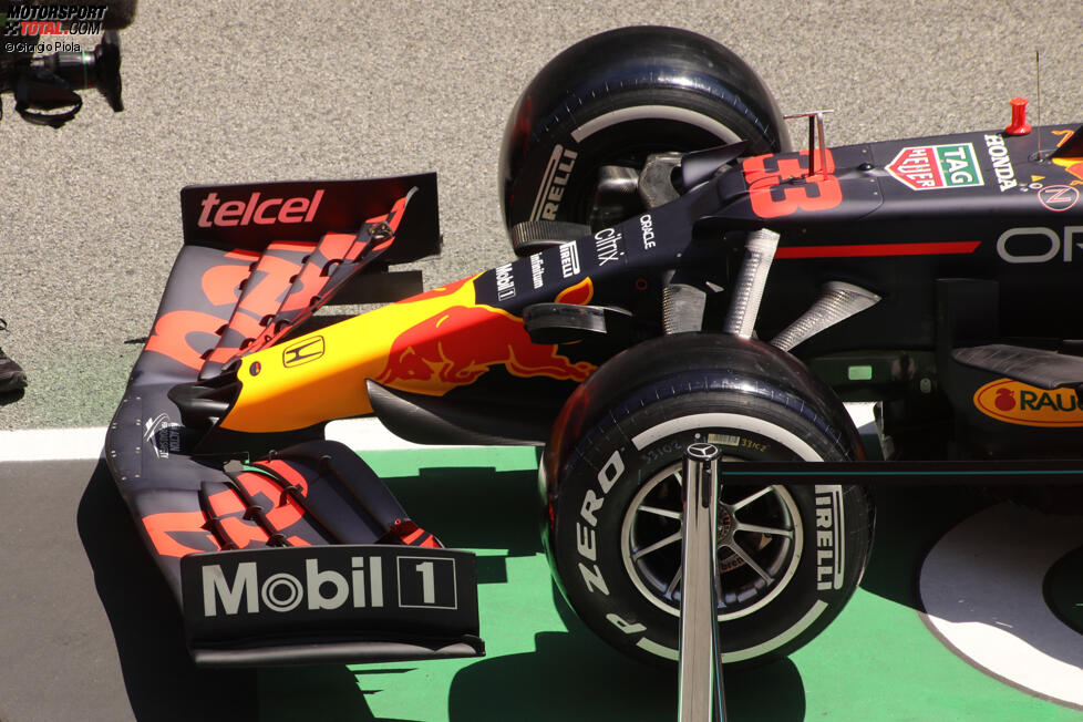 Red Bull RB16B