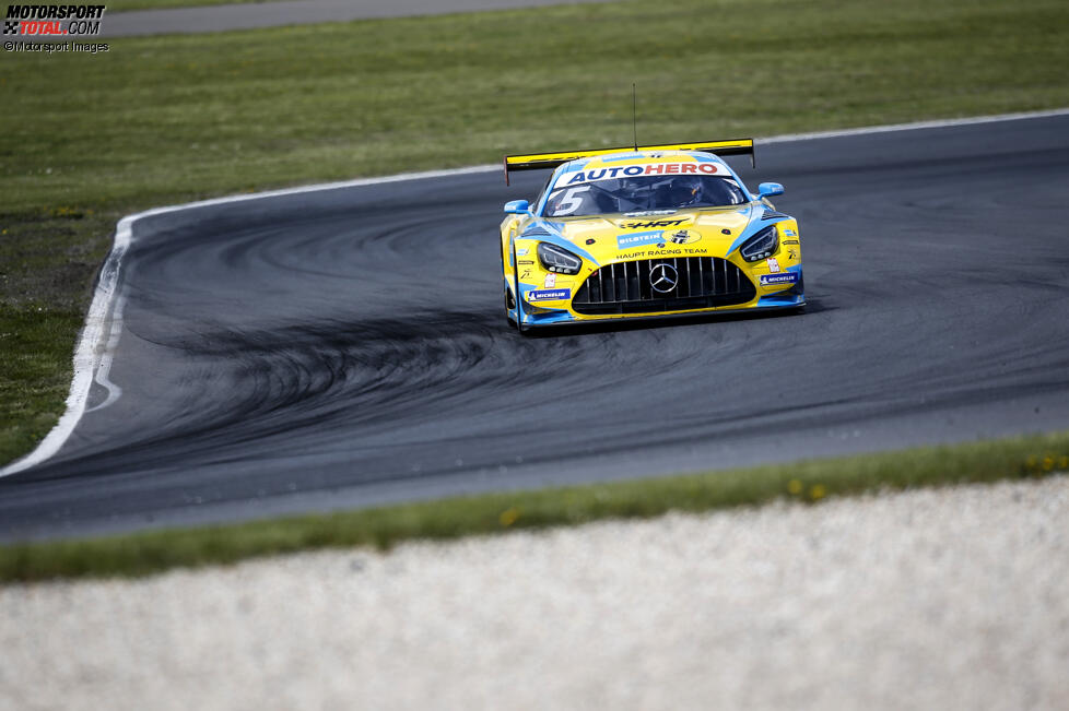 Vincent Abril (HRT-Mercedes) 