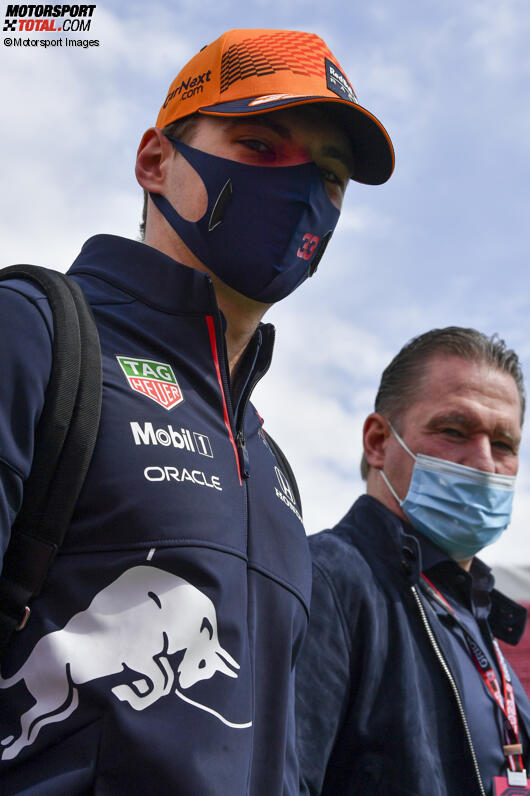 Max Verstappen (Red Bull) und Jos Verstappen 