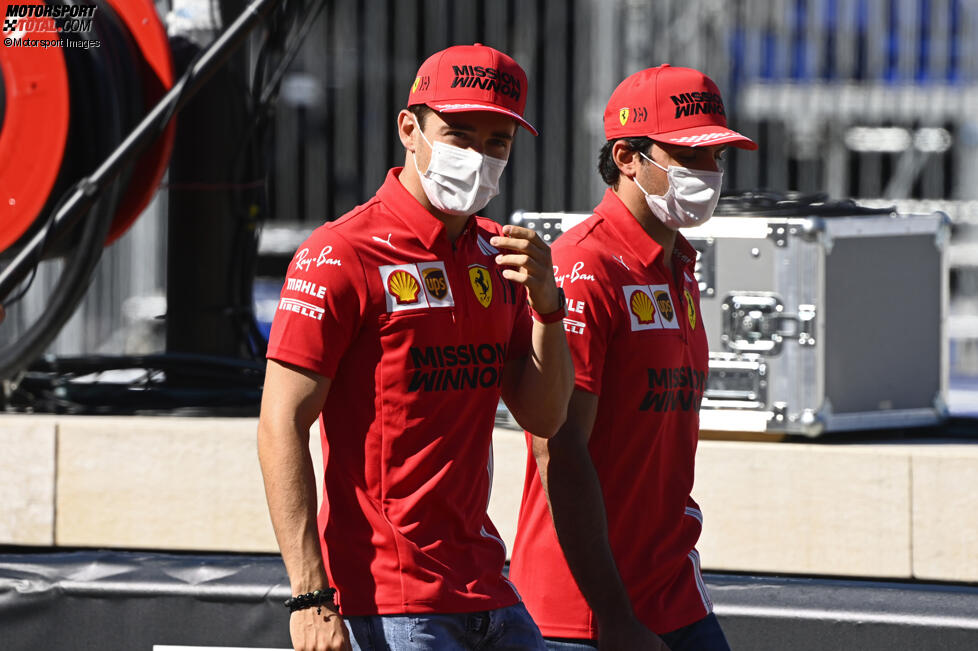 Charles Leclerc (Ferrari) und Carlos Sainz (Ferrari) 