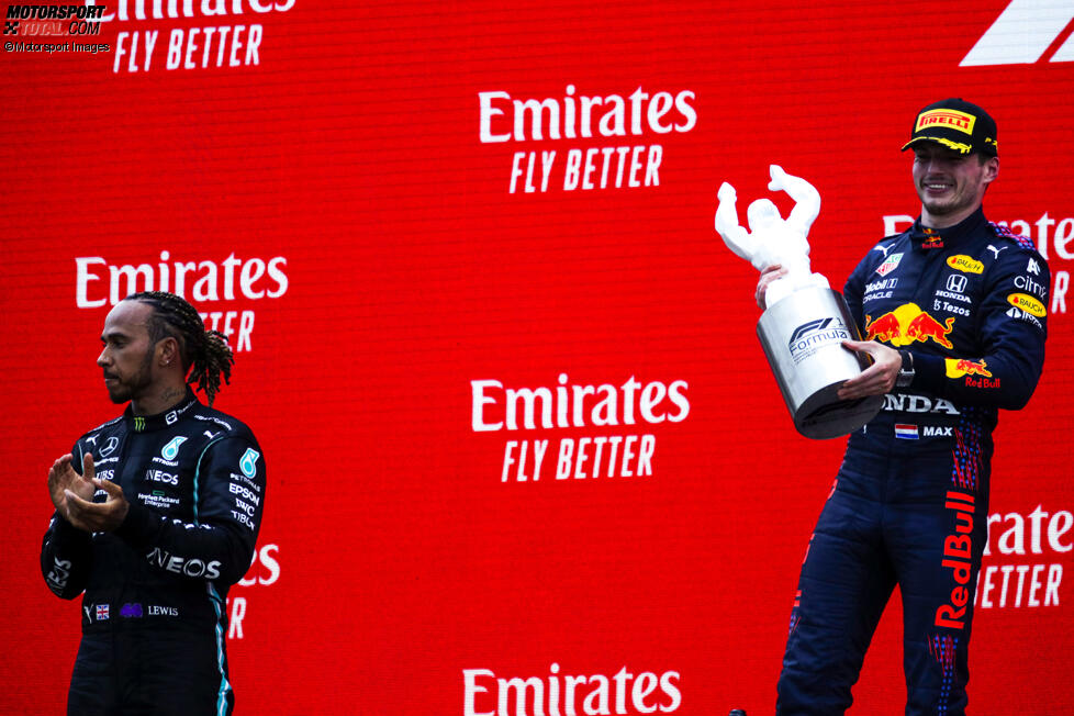Lewis Hamilton (Mercedes) und Max Verstappen (Red Bull) 