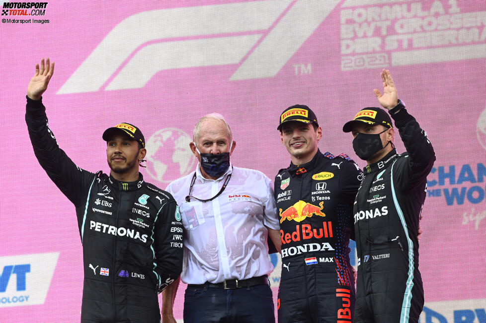 Lewis Hamilton (Mercedes), Helmut Marko, Max Verstappen (Red Bull) und Valtteri Bottas (Mercedes) 