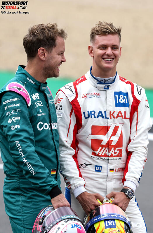 Sebastian Vettel (Aston Martin) und Mick Schumacher (Haas) 
