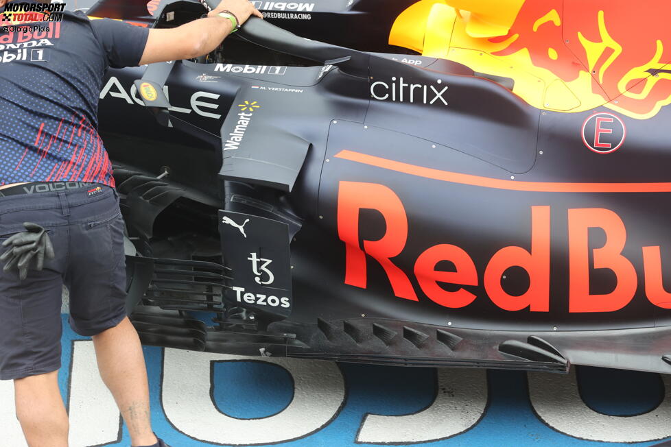 Red Bull RB16B