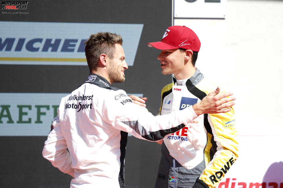 Marco Wittmann (Walkenhorst-BMW) und Sheldon van der Linde (Rowe-BMW) 