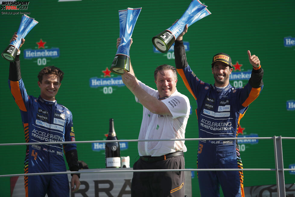 Lando Norris (McLaren), Zak Brown und Daniel Ricciardo (McLaren) 