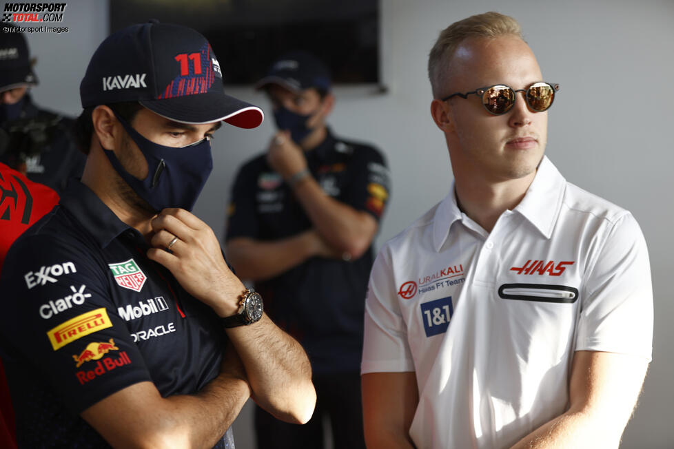 Sergio Perez (Red Bull) und Nikita Masepin (Haas) 
