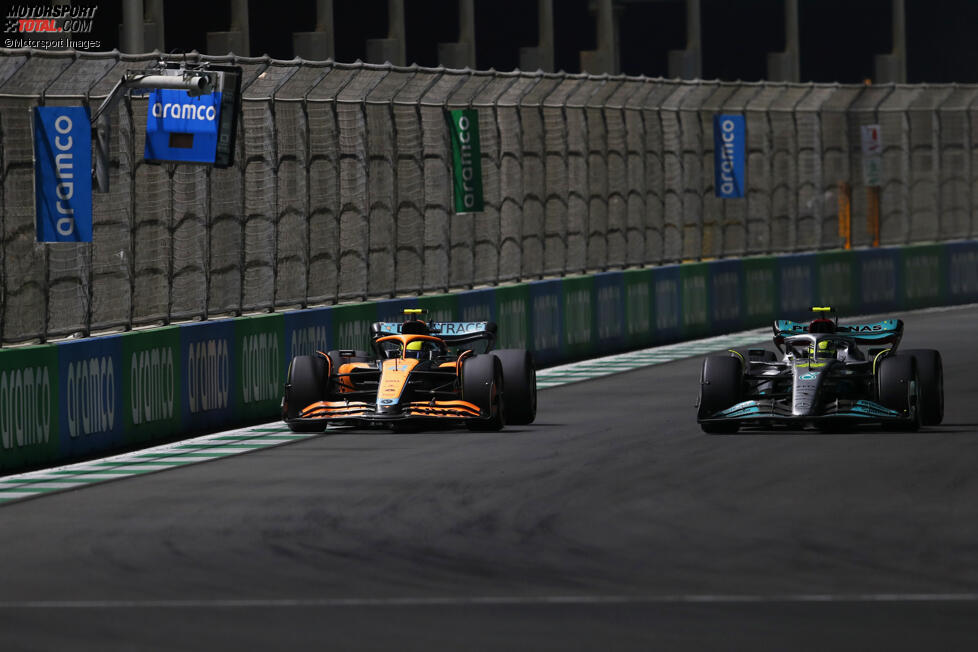 Lewis Hamilton (Mercedes) und Lando Norris (McLaren) 