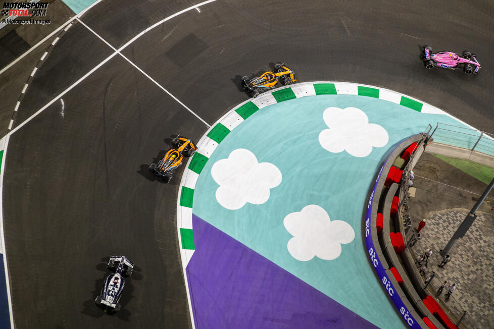 Esteban Ocon (Alpine), Daniel Ricciardo (McLaren) und Lando Norris (McLaren) 