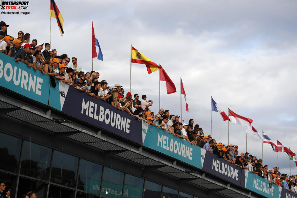 Fans in Melbourne