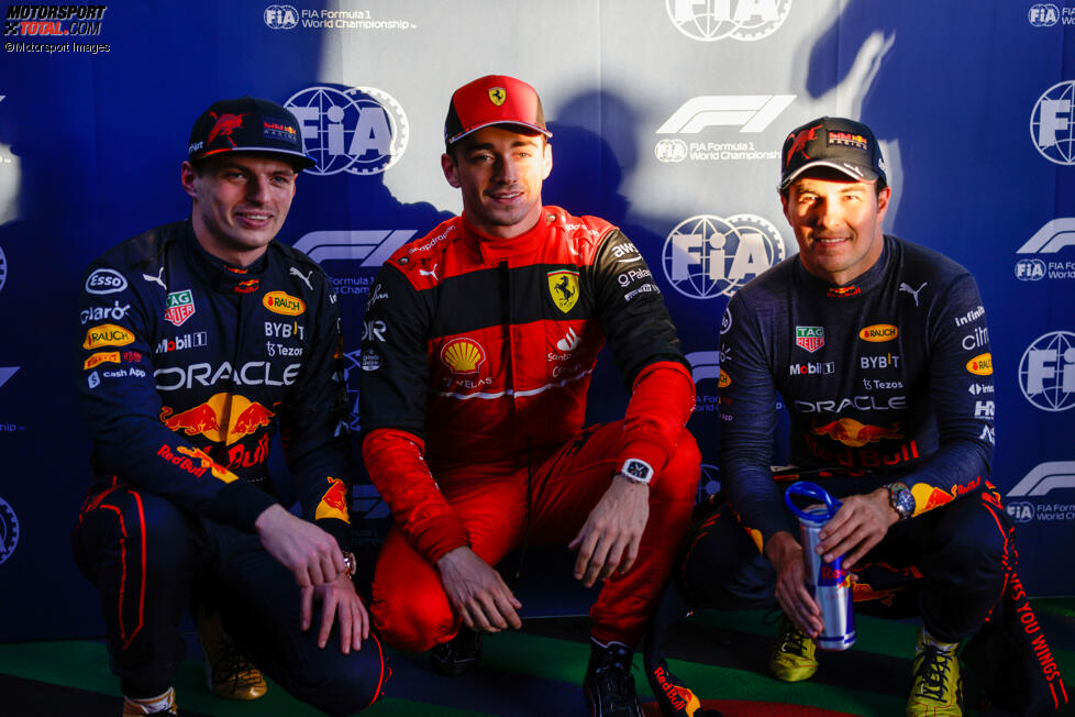 Charles Leclerc (Ferrari), Max Verstappen (Red Bull) und Sergio Perez (Red Bull) 