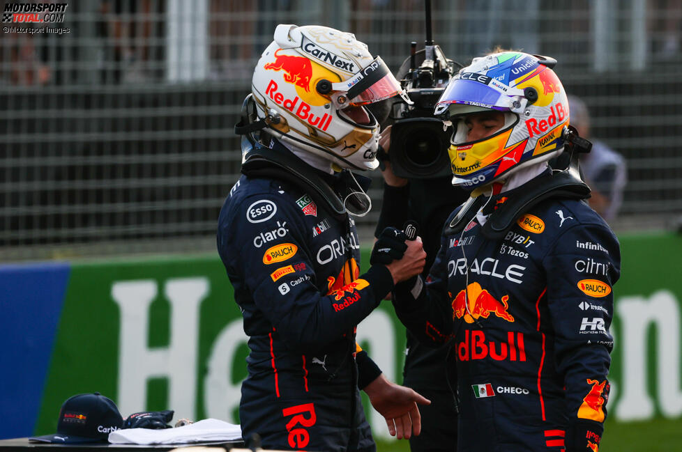 Max Verstappen (Red Bull) und Sergio Perez (Red Bull) 