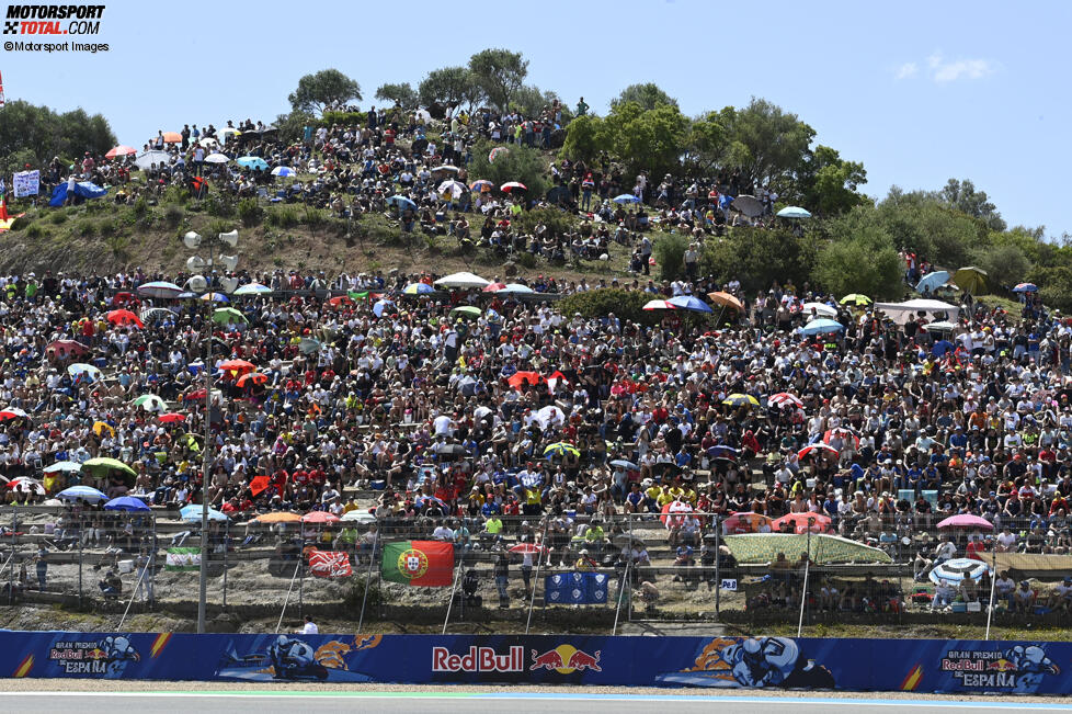 Fans in Jerez