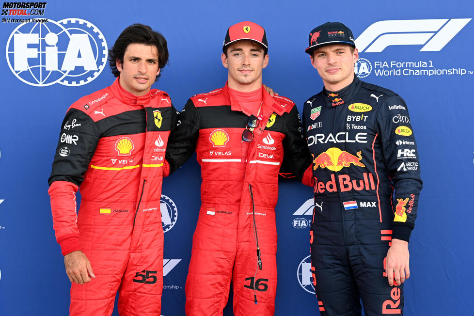 Carlos Sainz (Ferrari), Charles Leclerc (Ferrari) und Max Verstappen (Red Bull) 