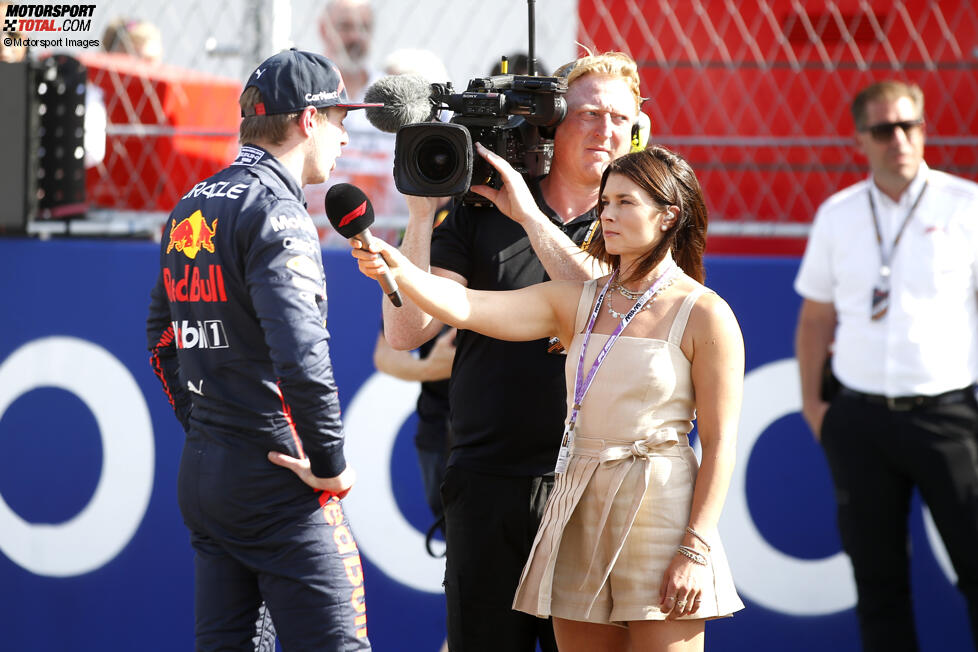 Max Verstappen (Red Bull) und Danica Patrick 