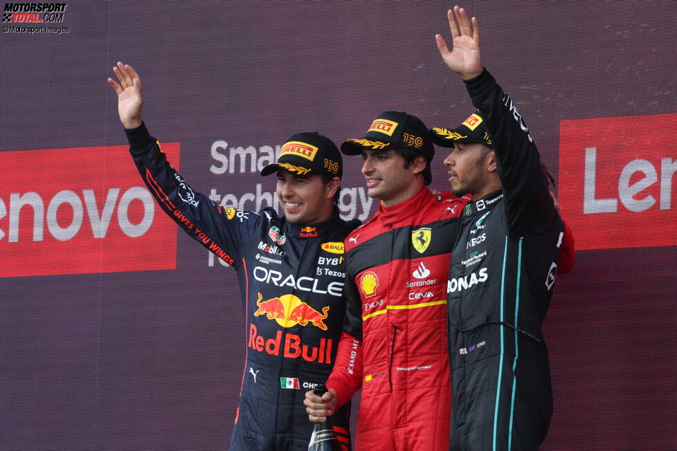 Lewis Hamilton (Mercedes), Sergio Perez (Red Bull) und Carlos Sainz (Ferrari) 